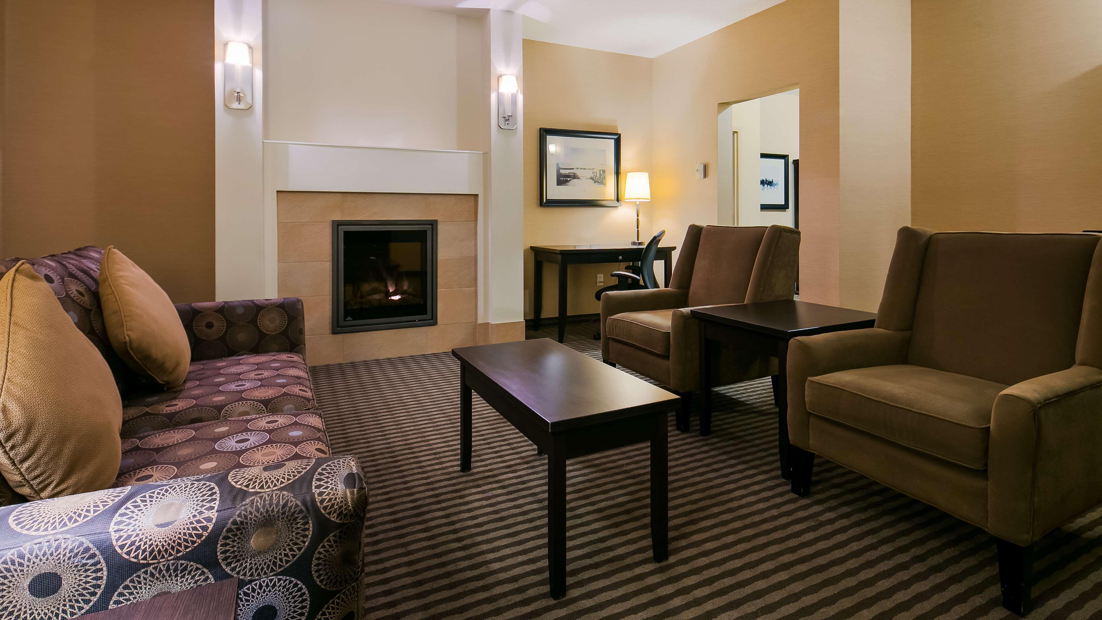 Best Western Sunrise Inn & Suites Stony Plain Eksteriør billede