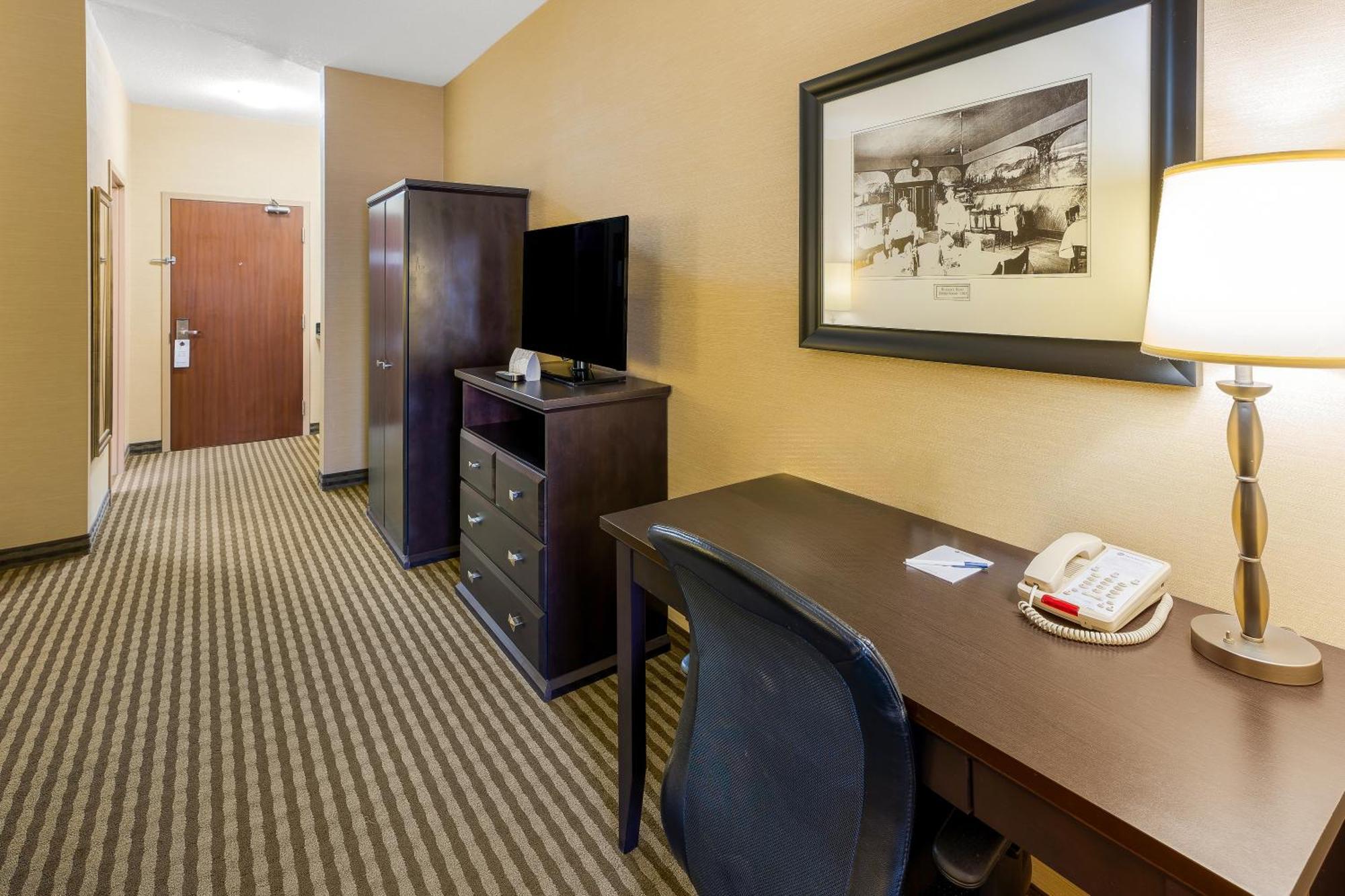 Best Western Sunrise Inn & Suites Stony Plain Eksteriør billede