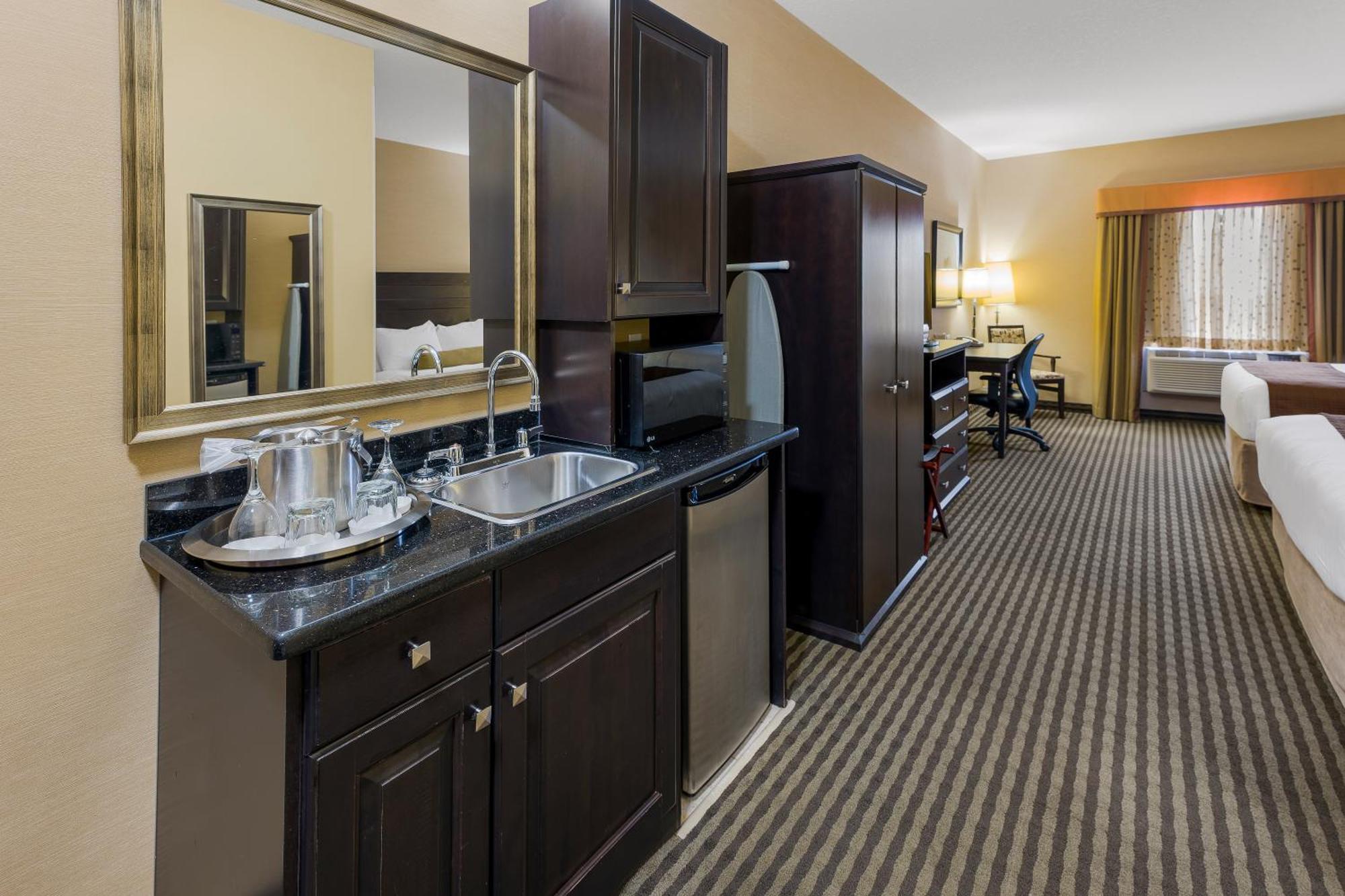 Best Western Sunrise Inn & Suites Stony Plain Eksteriør billede