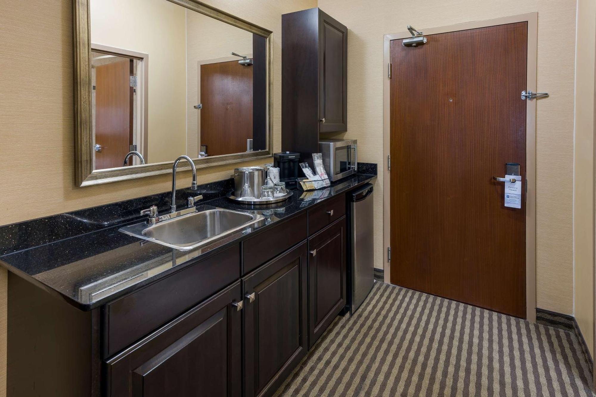 Best Western Sunrise Inn & Suites Stony Plain Eksteriør billede